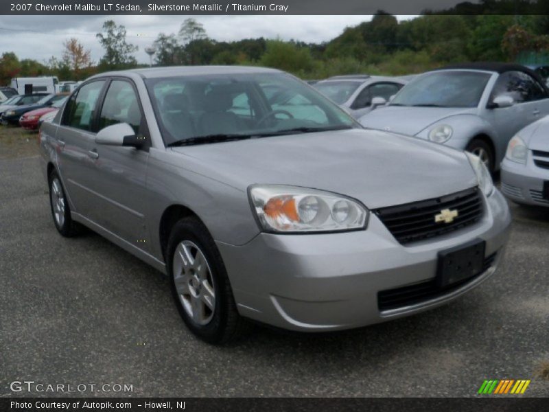 Front 3/4 View of 2007 Malibu LT Sedan