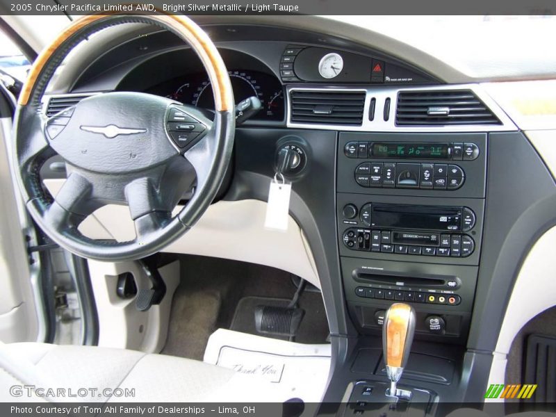 Bright Silver Metallic / Light Taupe 2005 Chrysler Pacifica Limited AWD