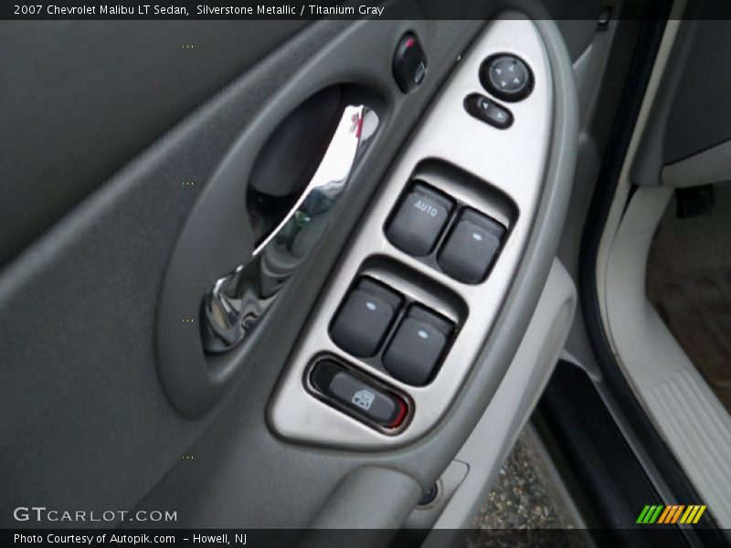 Silverstone Metallic / Titanium Gray 2007 Chevrolet Malibu LT Sedan