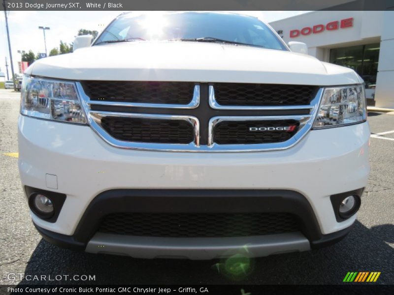 White / Black 2013 Dodge Journey SXT