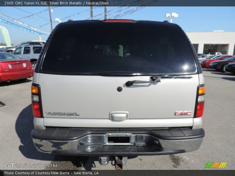 Silver Birch Metallic / Neutral/Shale 2005 GMC Yukon XL SLE