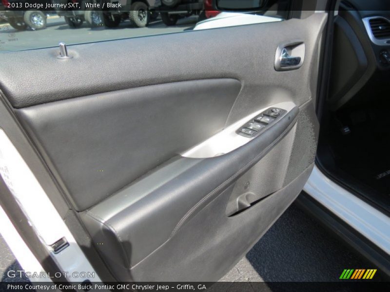 White / Black 2013 Dodge Journey SXT