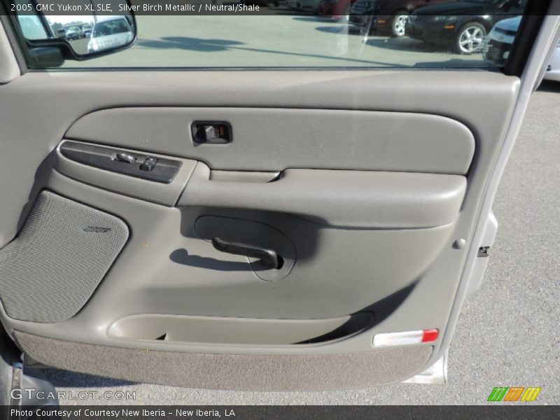 Silver Birch Metallic / Neutral/Shale 2005 GMC Yukon XL SLE