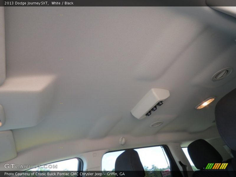 White / Black 2013 Dodge Journey SXT