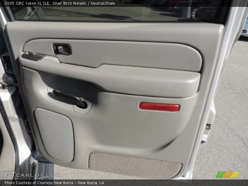 Silver Birch Metallic / Neutral/Shale 2005 GMC Yukon XL SLE