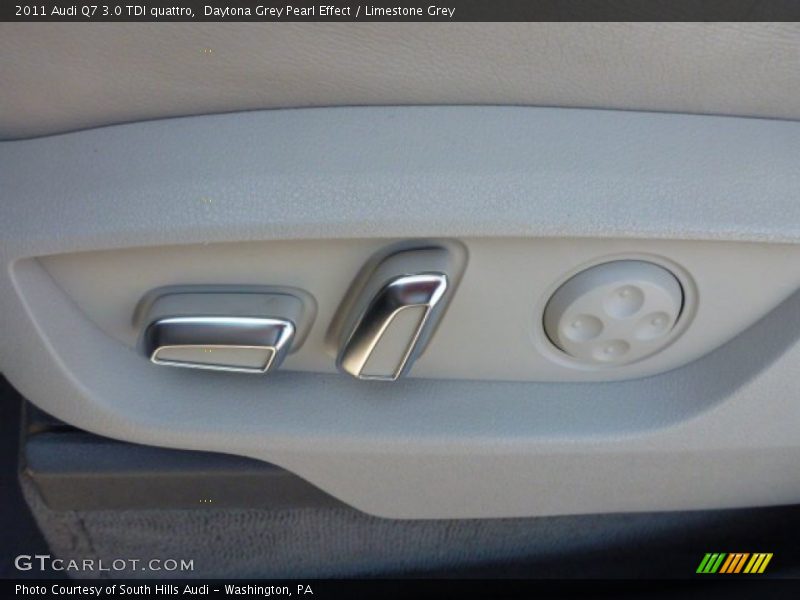 Daytona Grey Pearl Effect / Limestone Grey 2011 Audi Q7 3.0 TDI quattro