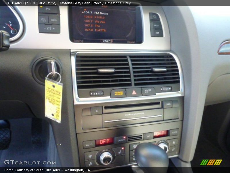 Daytona Grey Pearl Effect / Limestone Grey 2011 Audi Q7 3.0 TDI quattro