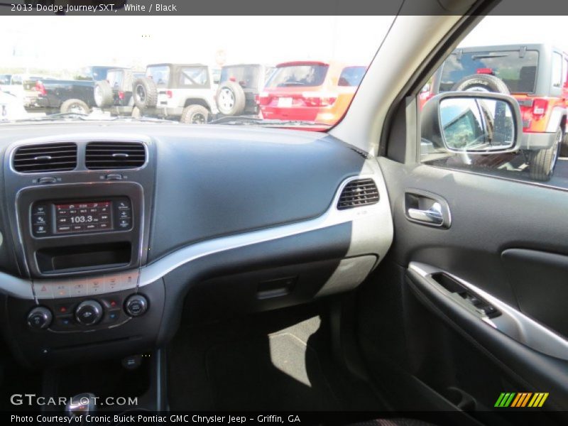 White / Black 2013 Dodge Journey SXT