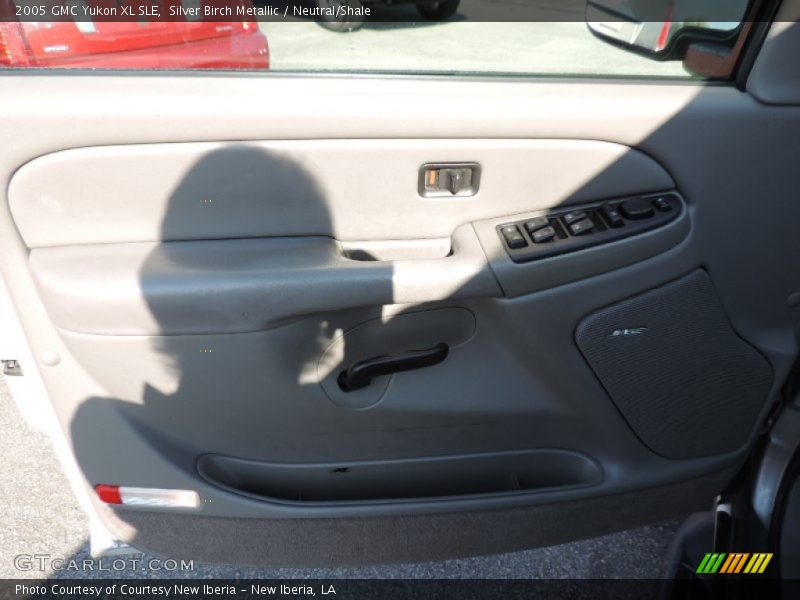 Silver Birch Metallic / Neutral/Shale 2005 GMC Yukon XL SLE