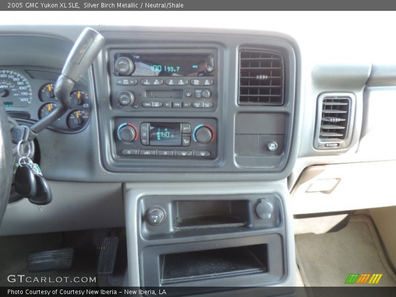 Silver Birch Metallic / Neutral/Shale 2005 GMC Yukon XL SLE