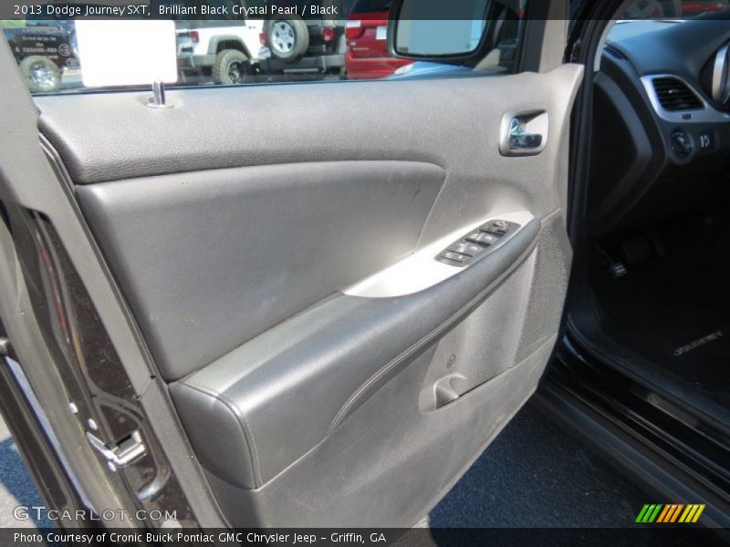 Brilliant Black Crystal Pearl / Black 2013 Dodge Journey SXT