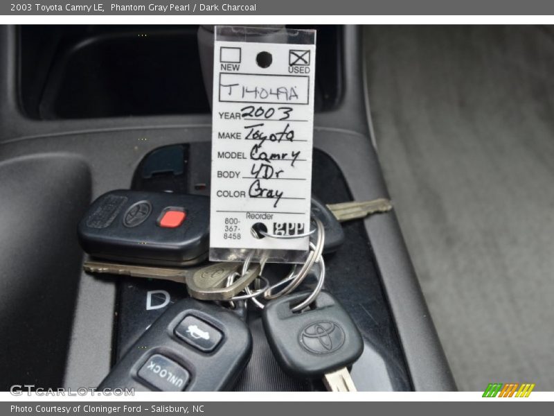 Phantom Gray Pearl / Dark Charcoal 2003 Toyota Camry LE