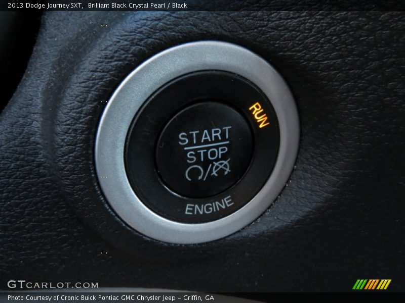 Brilliant Black Crystal Pearl / Black 2013 Dodge Journey SXT