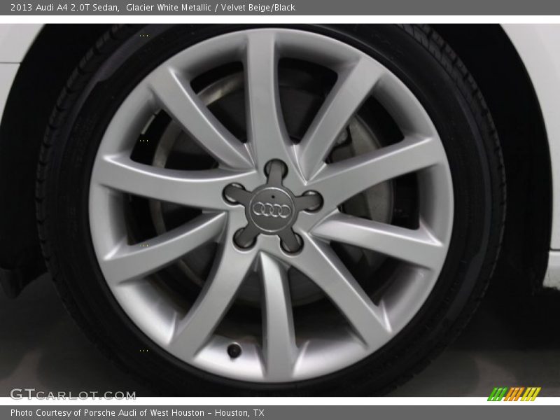 Glacier White Metallic / Velvet Beige/Black 2013 Audi A4 2.0T Sedan