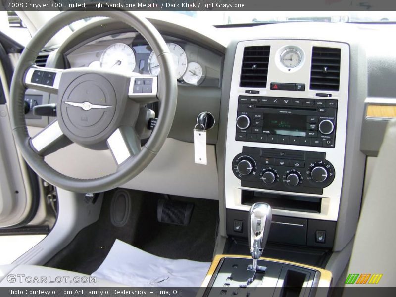 Light Sandstone Metallic / Dark Khaki/Light Graystone 2008 Chrysler 300 Limited