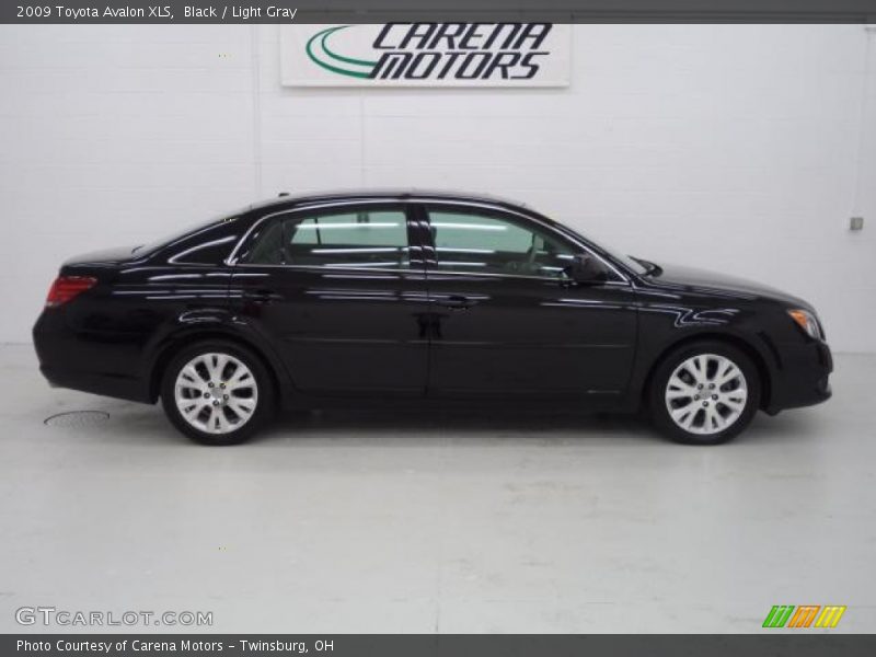 Black / Light Gray 2009 Toyota Avalon XLS
