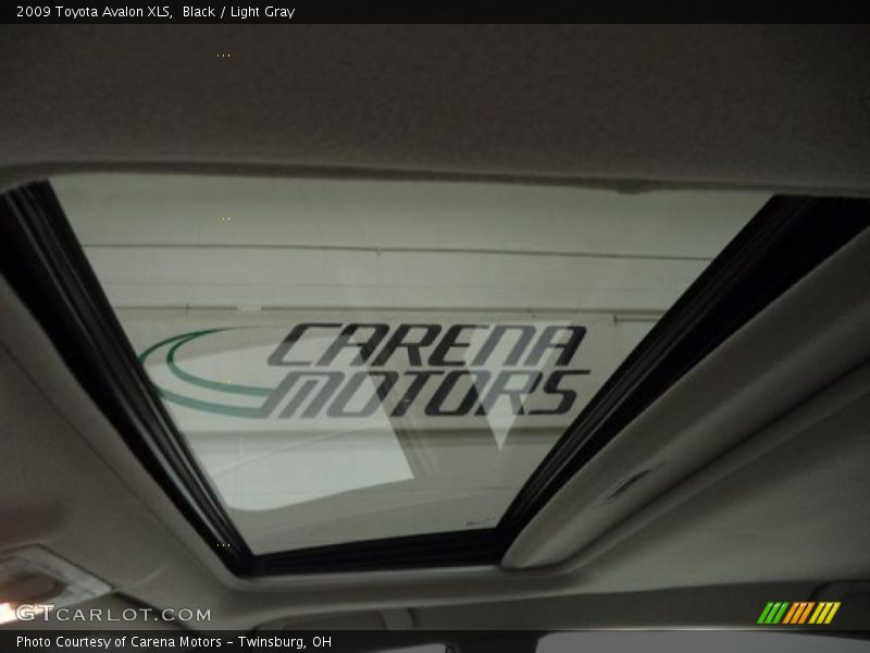 Black / Light Gray 2009 Toyota Avalon XLS