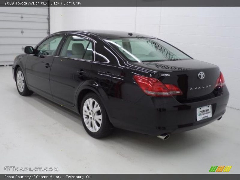 Black / Light Gray 2009 Toyota Avalon XLS