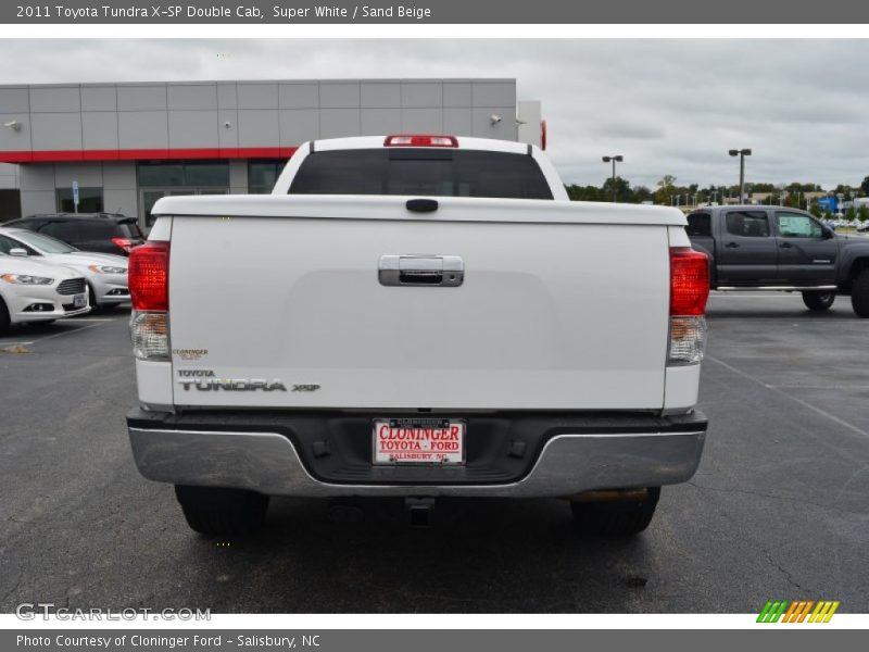 Super White / Sand Beige 2011 Toyota Tundra X-SP Double Cab