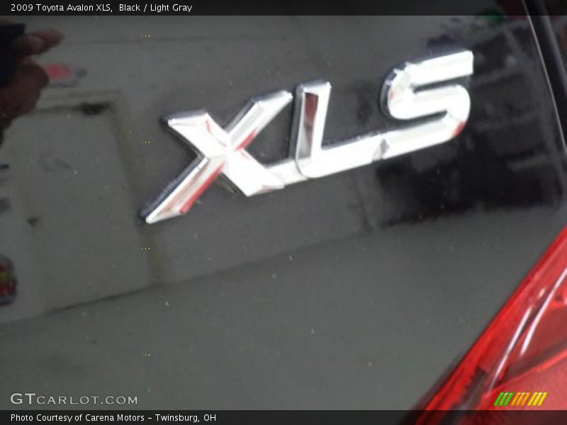 Black / Light Gray 2009 Toyota Avalon XLS