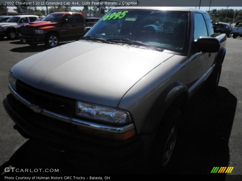 Light Pewter Metallic / Graphite 2002 Chevrolet S10 LS Extended Cab 4x4