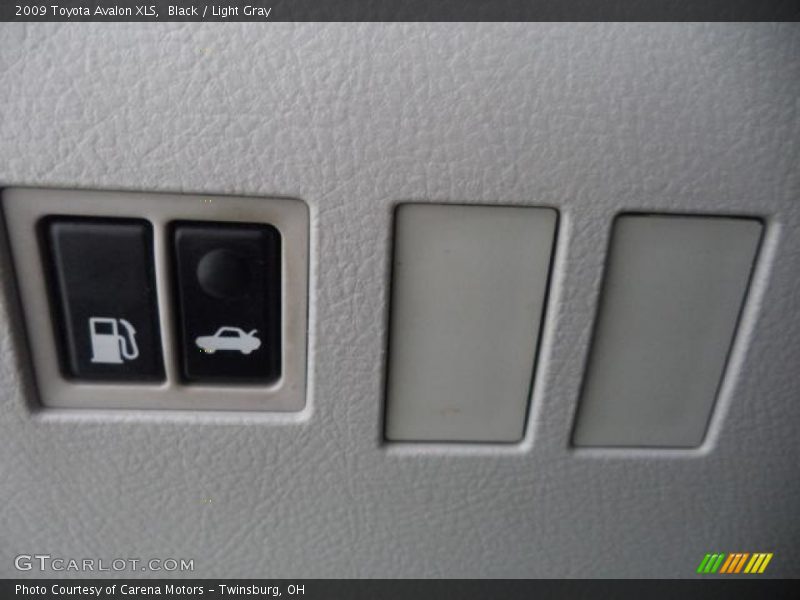 Black / Light Gray 2009 Toyota Avalon XLS