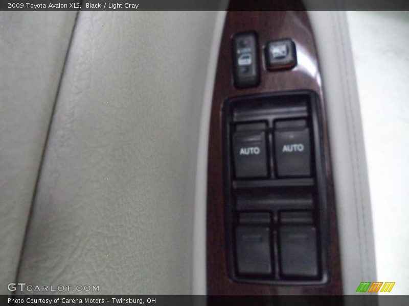 Black / Light Gray 2009 Toyota Avalon XLS