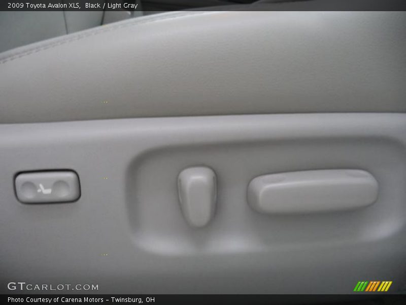 Black / Light Gray 2009 Toyota Avalon XLS