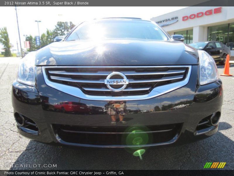 Super Black / Blonde 2012 Nissan Altima 3.5 SR