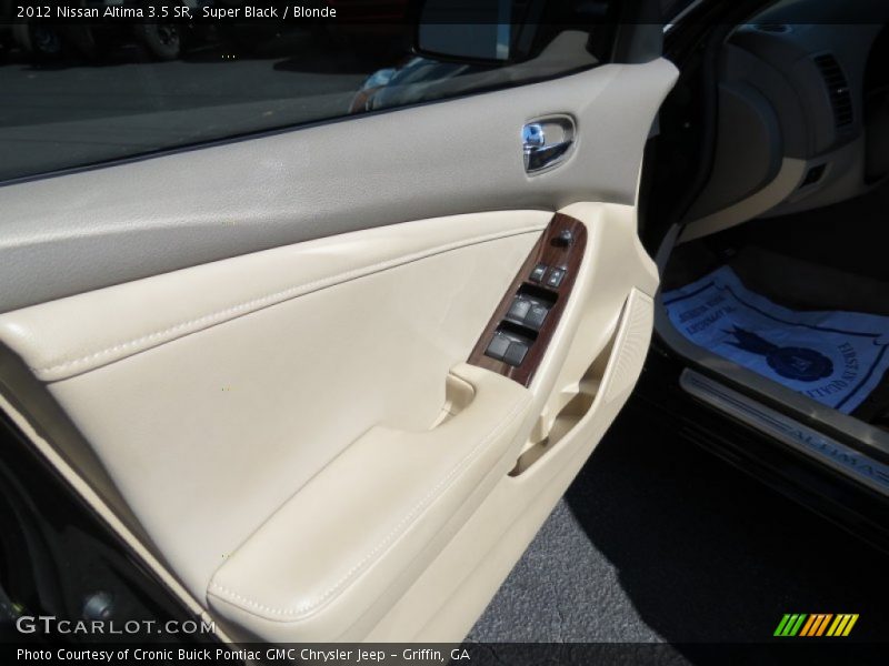 Super Black / Blonde 2012 Nissan Altima 3.5 SR