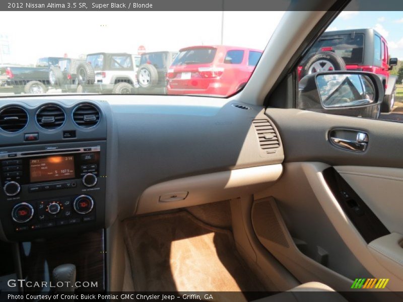 Super Black / Blonde 2012 Nissan Altima 3.5 SR