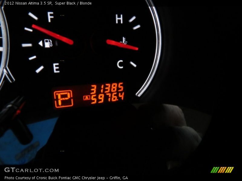 Super Black / Blonde 2012 Nissan Altima 3.5 SR