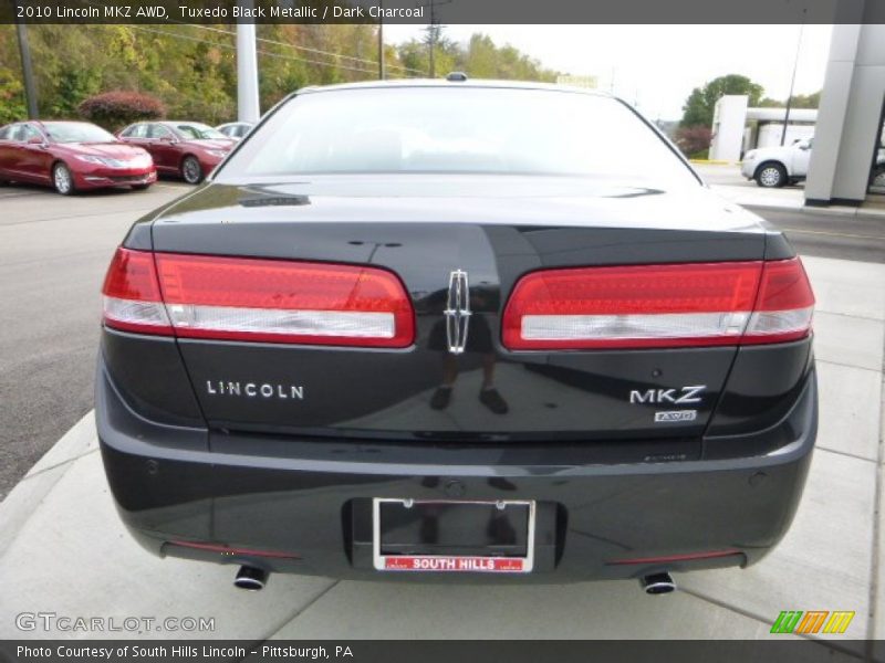 Tuxedo Black Metallic / Dark Charcoal 2010 Lincoln MKZ AWD