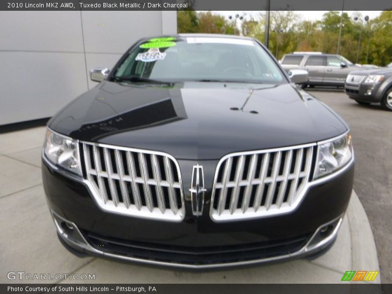 Tuxedo Black Metallic / Dark Charcoal 2010 Lincoln MKZ AWD