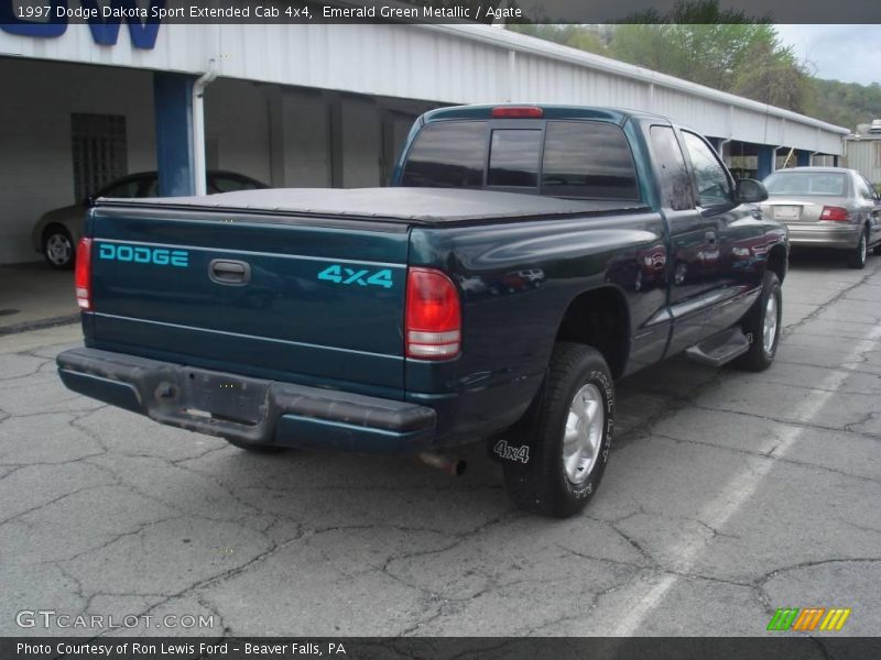 Emerald Green Metallic / Agate 1997 Dodge Dakota Sport Extended Cab 4x4