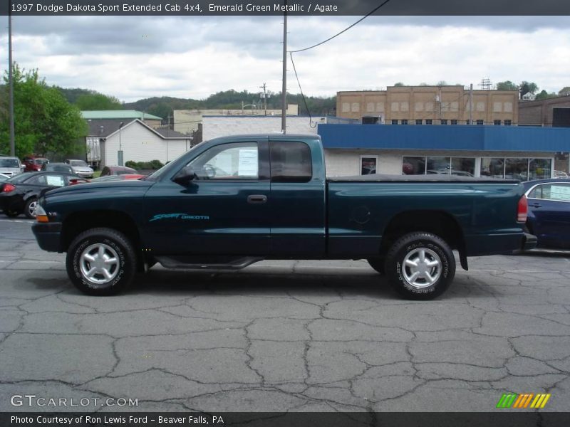 Emerald Green Metallic / Agate 1997 Dodge Dakota Sport Extended Cab 4x4