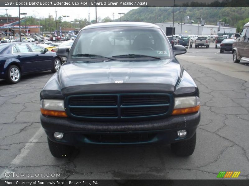 Emerald Green Metallic / Agate 1997 Dodge Dakota Sport Extended Cab 4x4