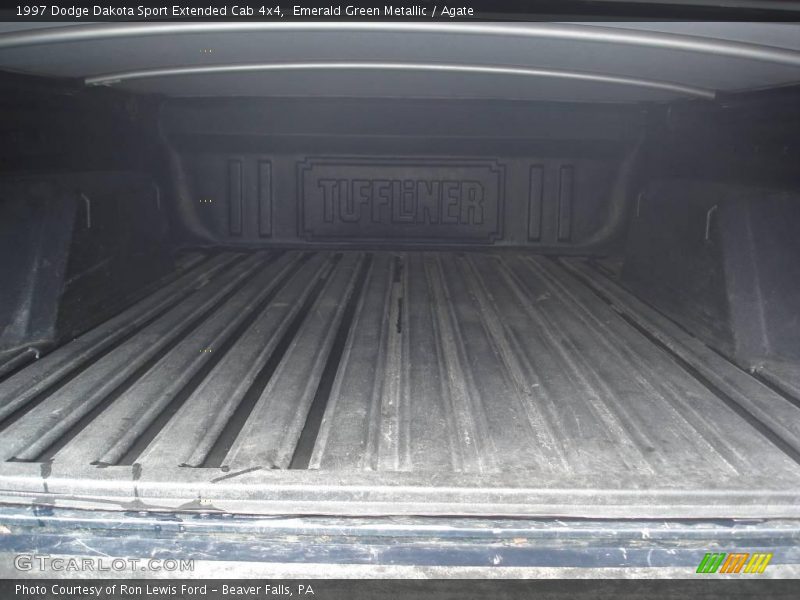 Emerald Green Metallic / Agate 1997 Dodge Dakota Sport Extended Cab 4x4