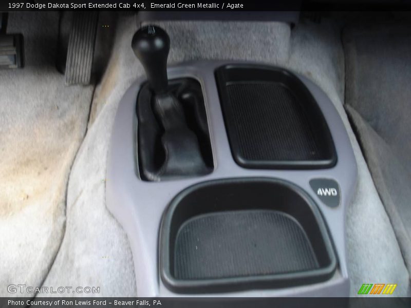 Emerald Green Metallic / Agate 1997 Dodge Dakota Sport Extended Cab 4x4