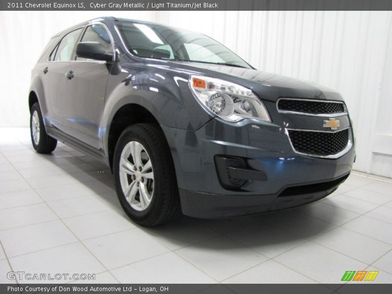 Cyber Gray Metallic / Light Titanium/Jet Black 2011 Chevrolet Equinox LS