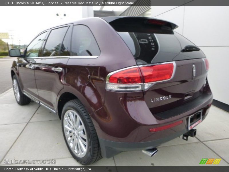 Bordeaux Reserve Red Metallic / Medium Light Stone 2011 Lincoln MKX AWD