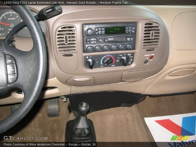 Controls of 1999 F150 Lariat Extended Cab 4x4