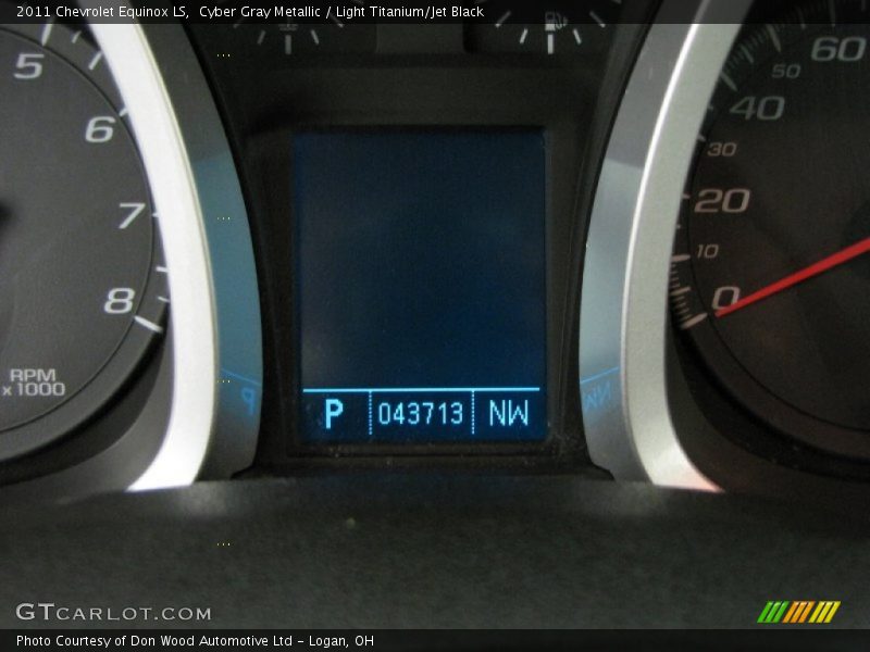 Cyber Gray Metallic / Light Titanium/Jet Black 2011 Chevrolet Equinox LS