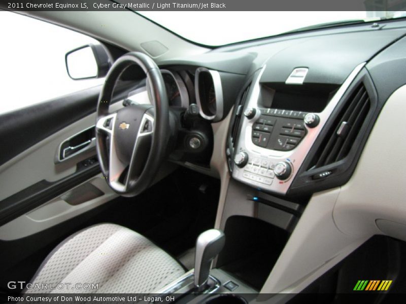Cyber Gray Metallic / Light Titanium/Jet Black 2011 Chevrolet Equinox LS