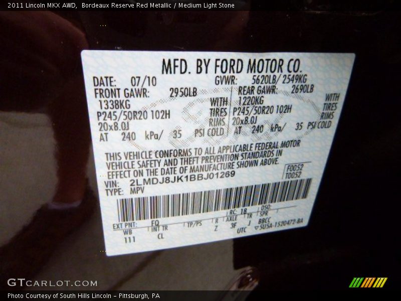 Bordeaux Reserve Red Metallic / Medium Light Stone 2011 Lincoln MKX AWD