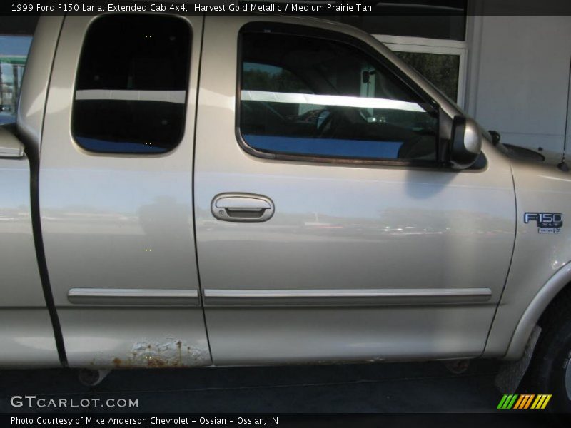 Harvest Gold Metallic / Medium Prairie Tan 1999 Ford F150 Lariat Extended Cab 4x4