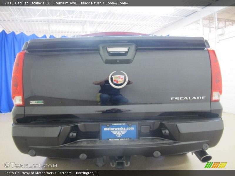 Black Raven / Ebony/Ebony 2011 Cadillac Escalade EXT Premium AWD