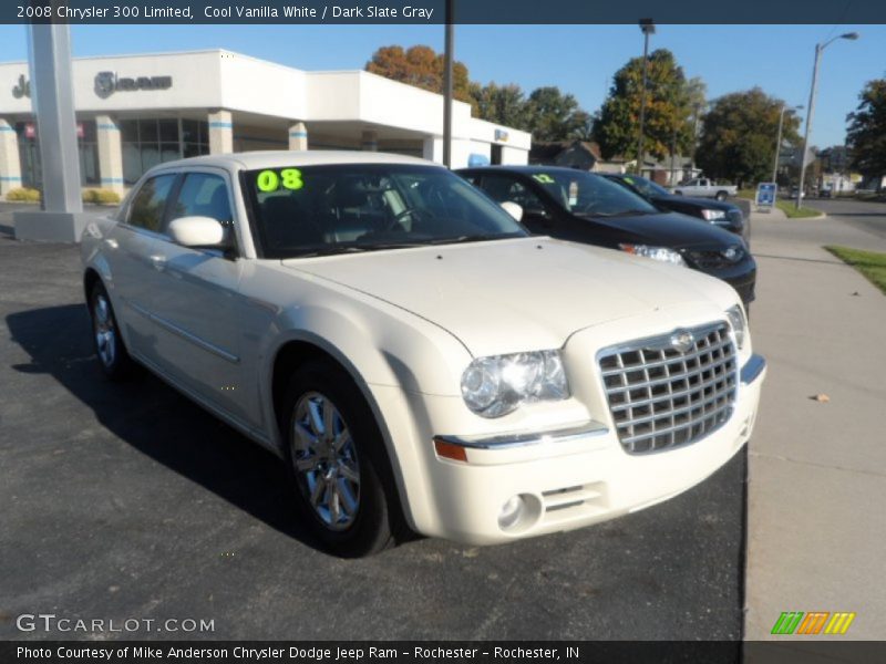 Cool Vanilla White / Dark Slate Gray 2008 Chrysler 300 Limited