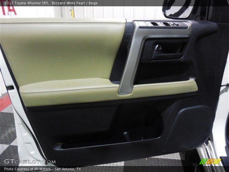Blizzard White Pearl / Beige 2012 Toyota 4Runner SR5