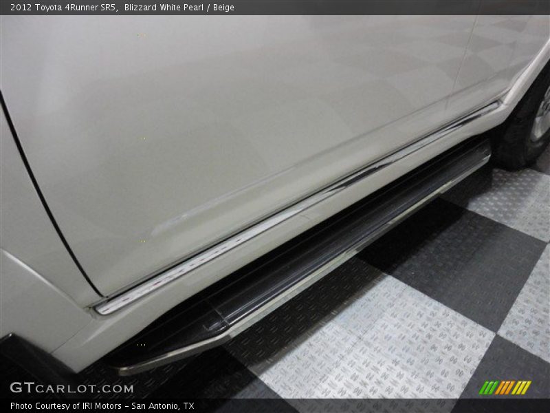 Blizzard White Pearl / Beige 2012 Toyota 4Runner SR5